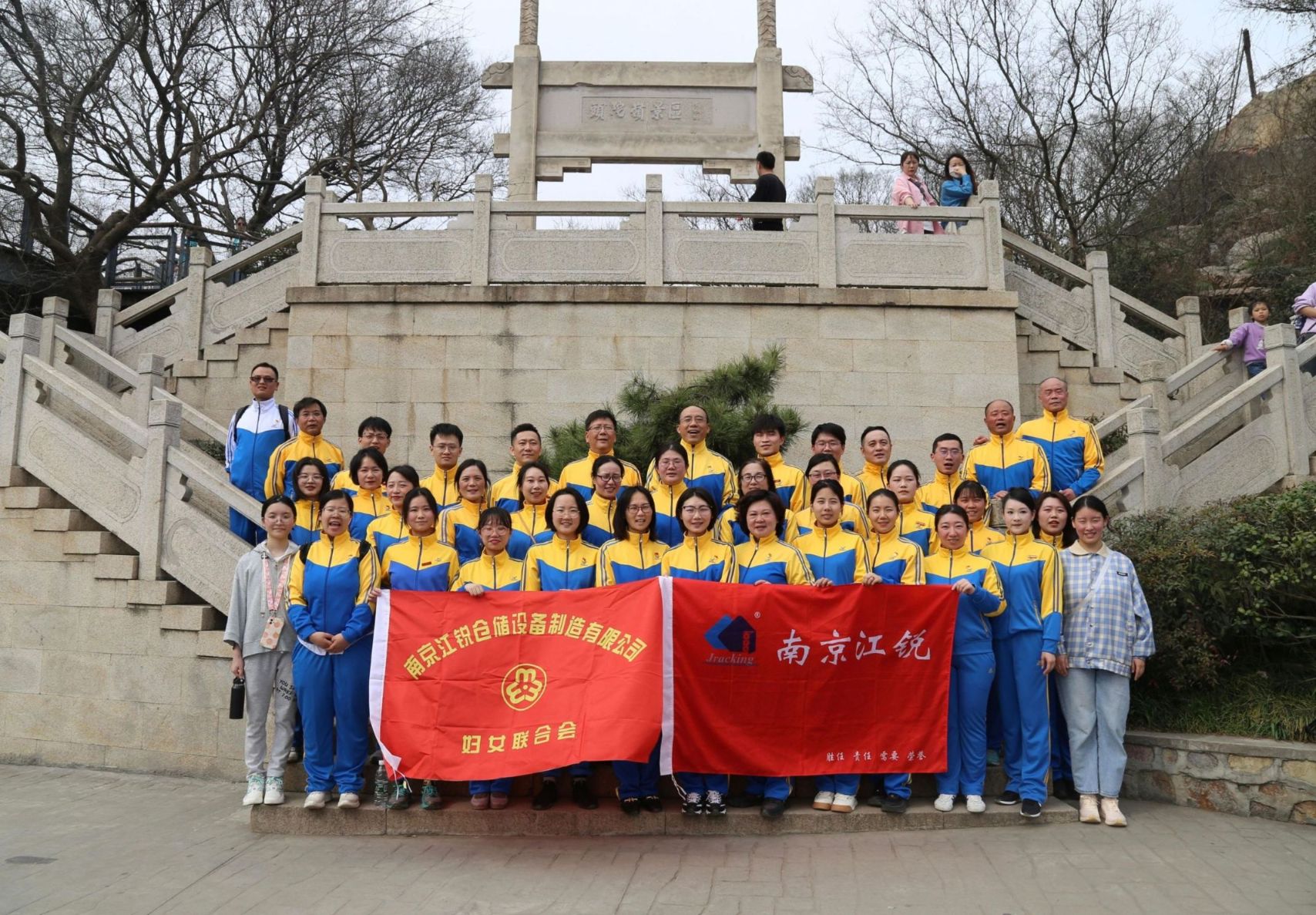 4bd71f5aba45bd7a29f425f8ca8064f1