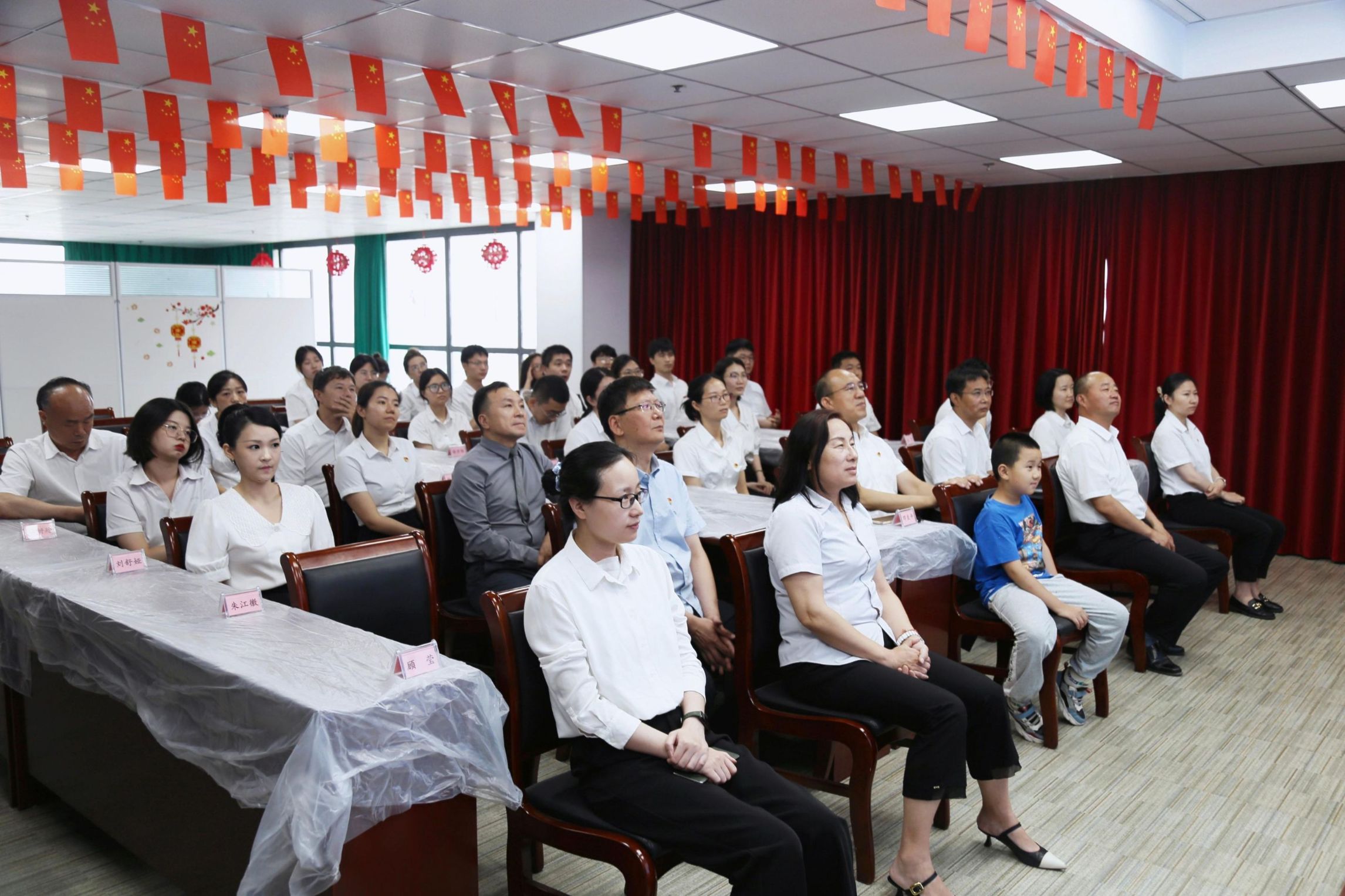 冰球突破-冰球电游豪华版_MG冰球游戏