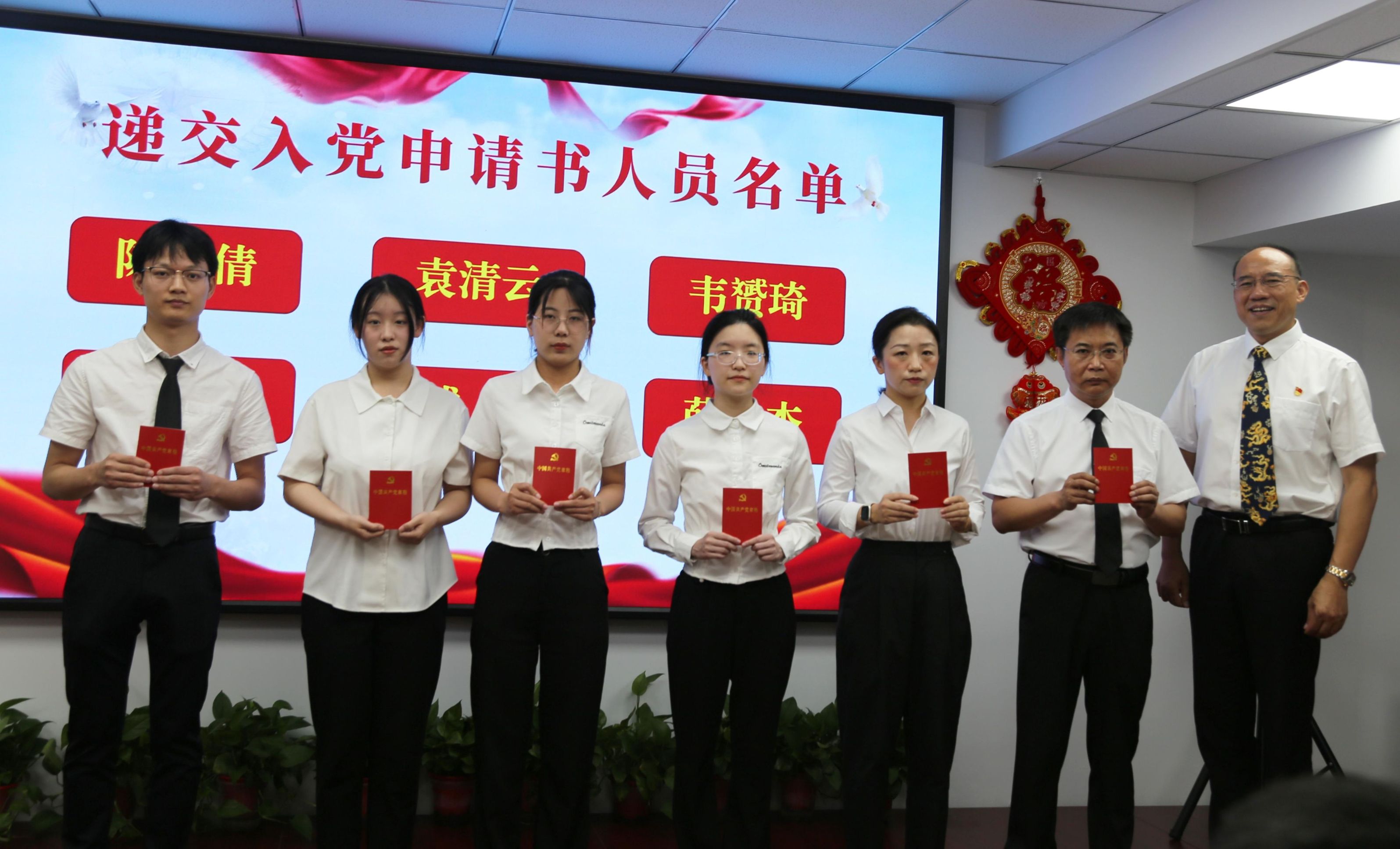 冰球突破-冰球电游豪华版_MG冰球游戏