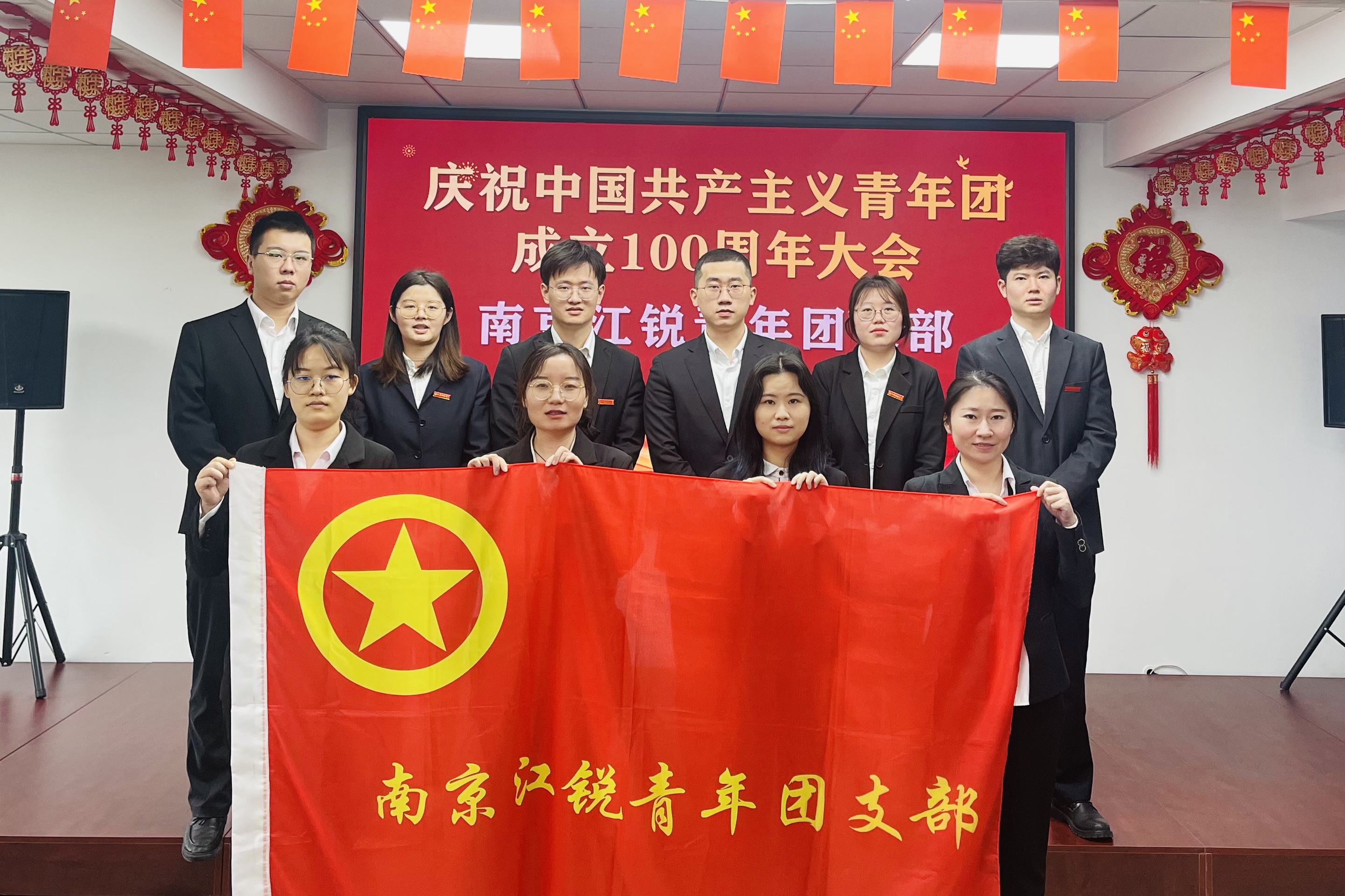 冰球突破-冰球电游豪华版_MG冰球游戏