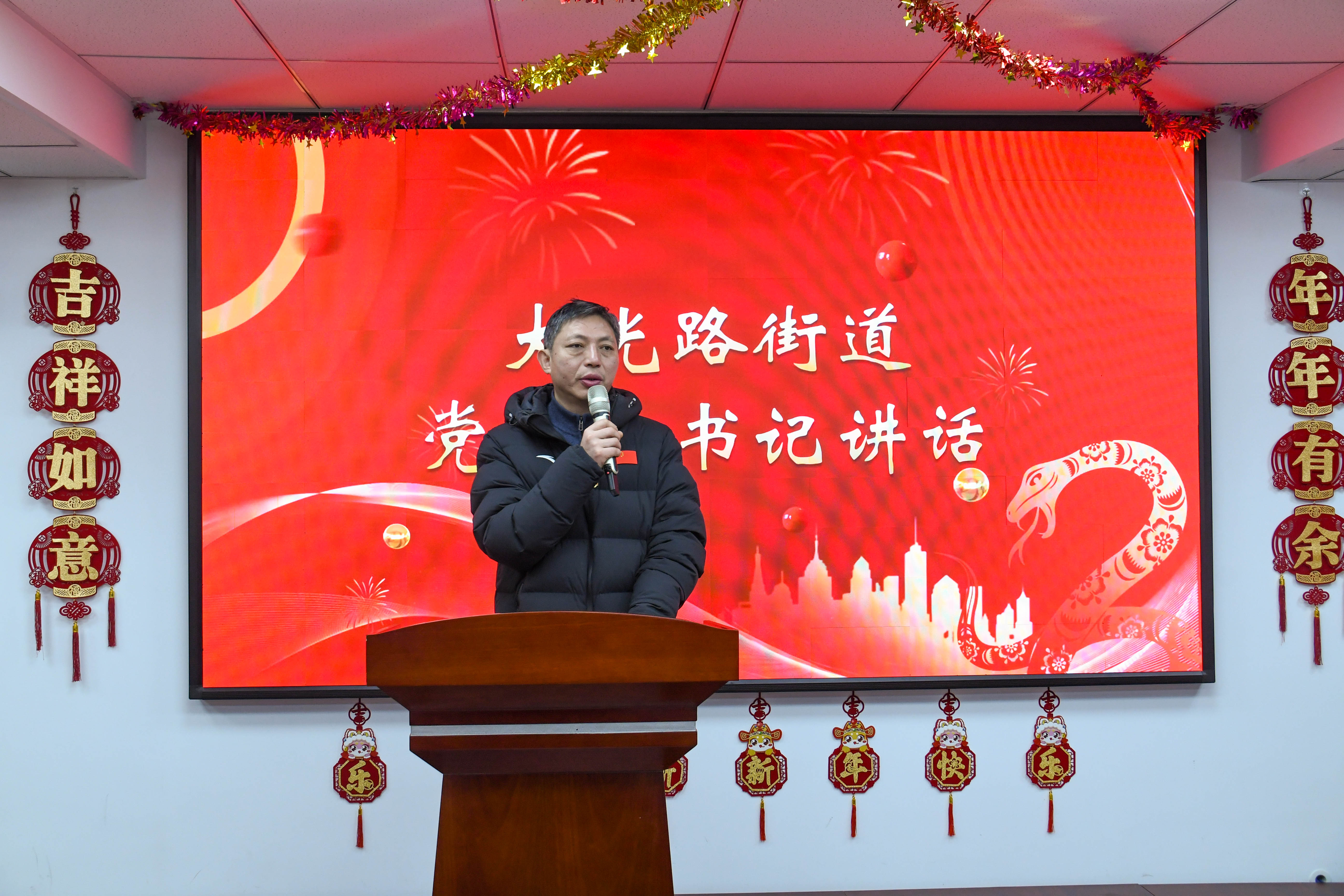 冰球突破-冰球电游豪华版_MG冰球游戏