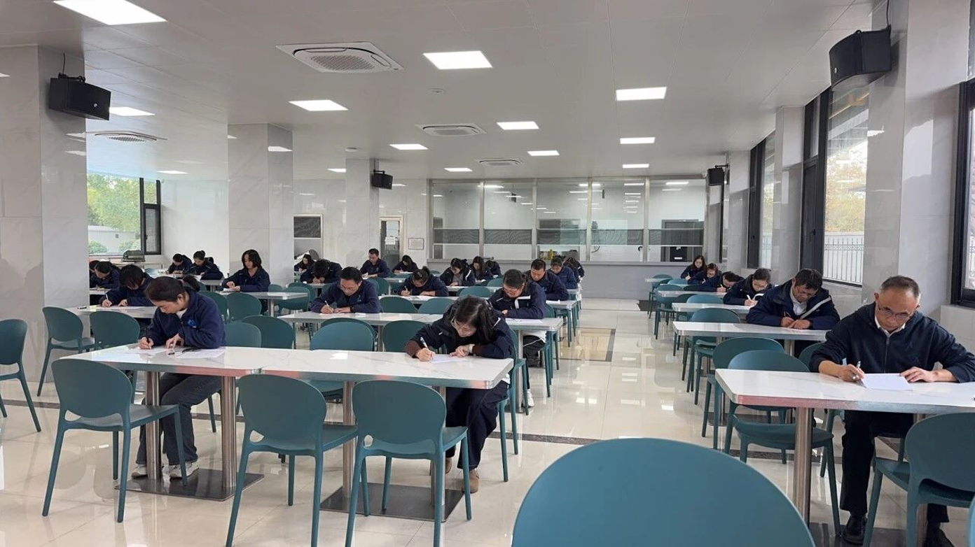 冰球突破-冰球电游豪华版_MG冰球游戏